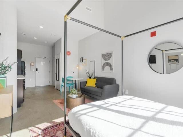 Apartment Cozysuites Gorgeous Sdo Downtown Pittsburgh